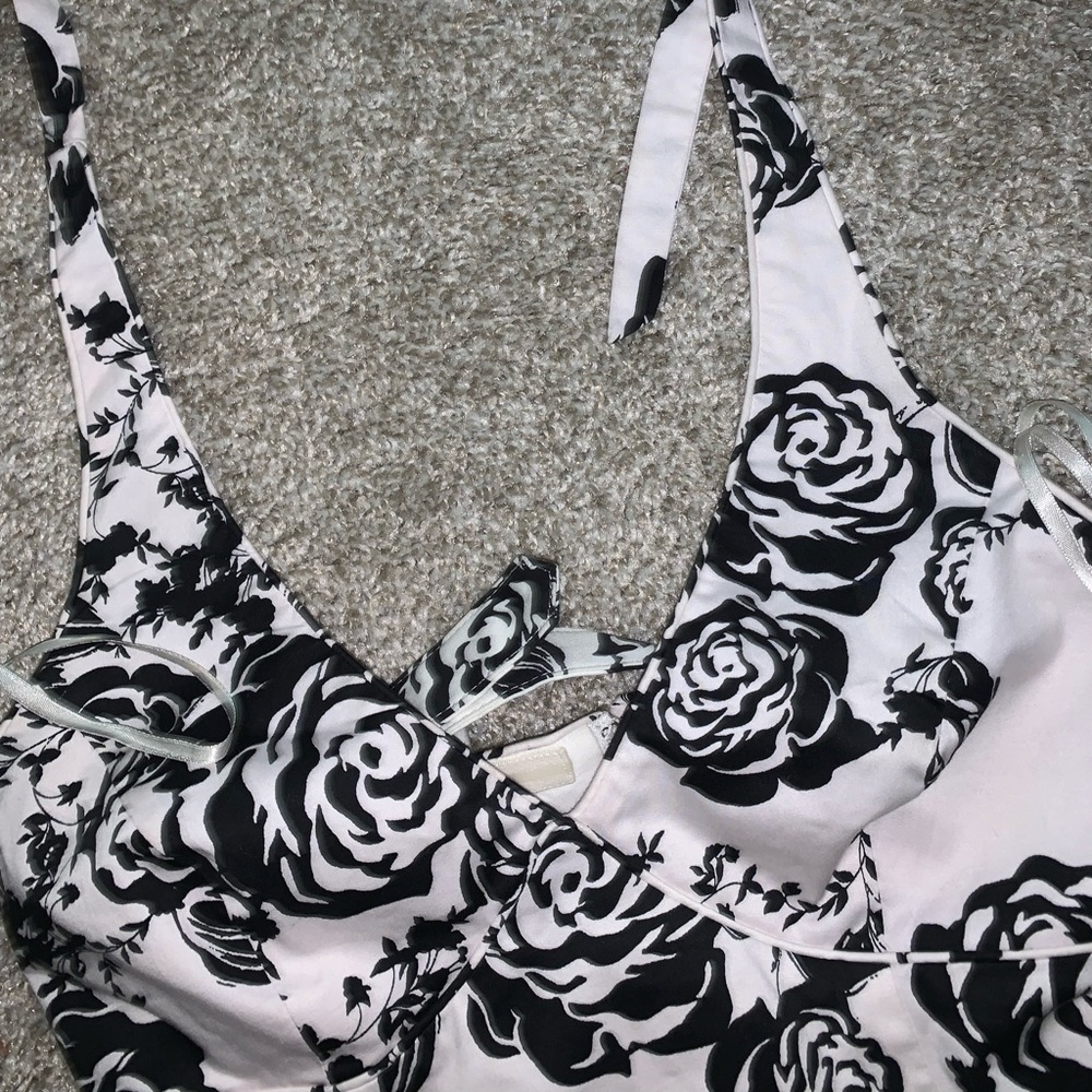 White House Black Market Floral Top w Belt size 4 - Picture 6 of 13